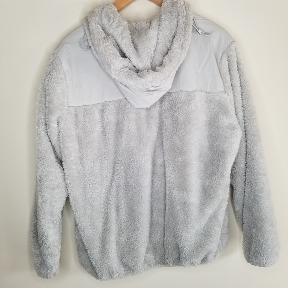 ZYIA Storm Sherpa Block Zipper Teddy Bear Hooded Jacket in Light Gray - Picture 10 of 11